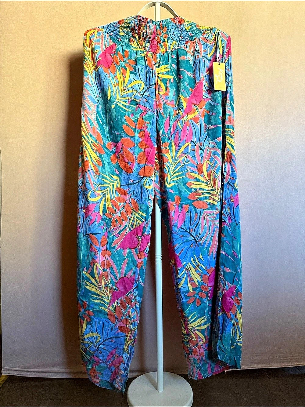 Kona Sol Floral Wide Leg Pants in Blue & Pink Size Medium NWT